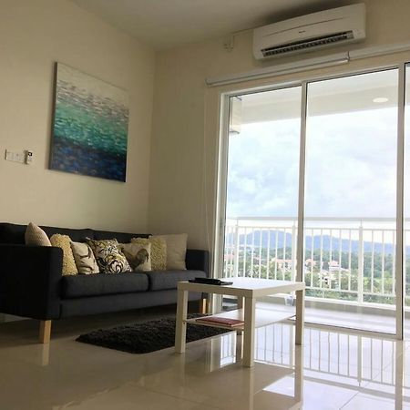 Sandakan Spacious And Comfortable Pool View Condo Exterior foto